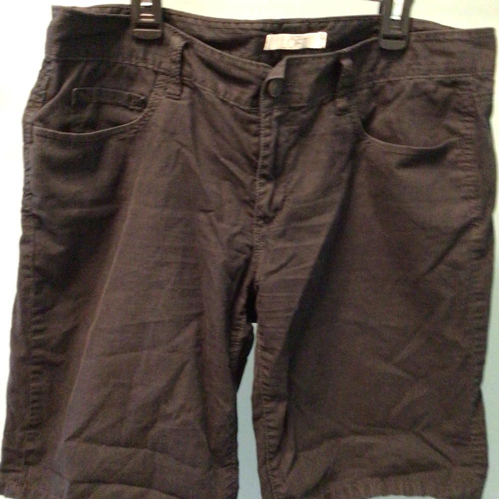 Loft black size 6 shorts; gently worn